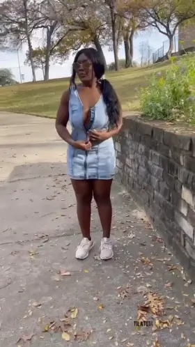 Naked stroll through the park