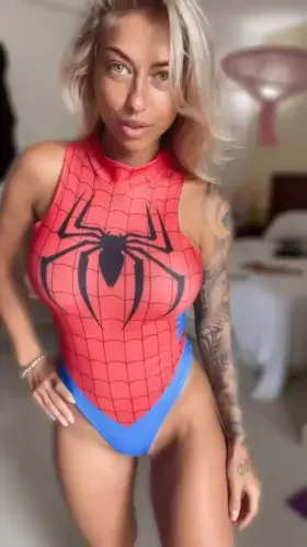 20[F4M]Hit the up arrow this if you wanna pound me Snpcht: miahibi