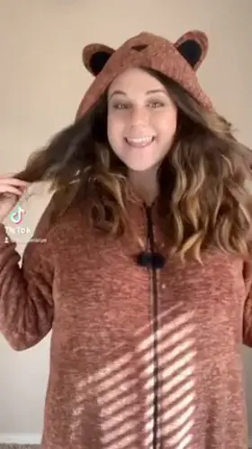 “Bearing” my boobies for my fav subreddit ✌🏼