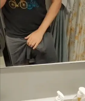 Keeping my shaving kit in the shower makes it easy to stay clean