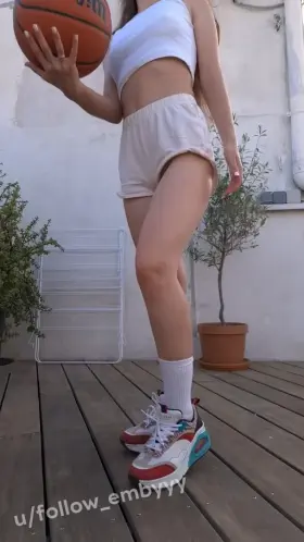 Do you need my socks before or after your workout?🧚🛼