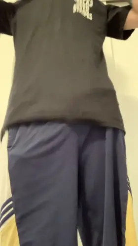 Now that im out of my clothes how about i help you out of yours? ;) 25 [M]elbourne.