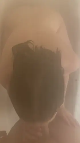 I think the best place to give head is in the shower 😏[18][f][m]