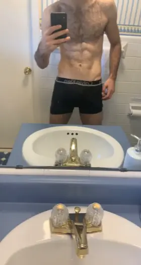 Pull it out for daddy 😈