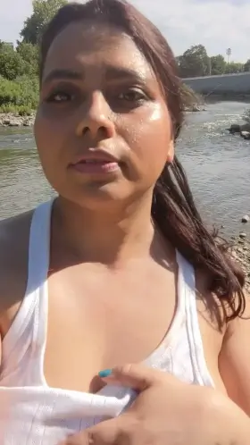 Do you find my tits worthy of sucking in public? 🥺