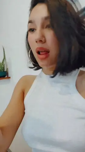 your pathetic miniature shrimp will never satisfy a woman, so you deserve to be humiliated every single day for that, dont u agree loser_