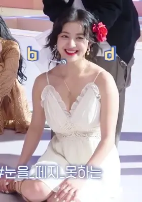 TWICE - Jihyo & Nayeon