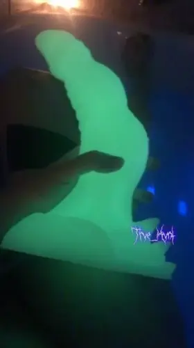 You asked to see him glow... 🐲🌟🧪✨ 𝙻𝚊𝚛𝚐𝚎/𝚂 𝙽𝚘𝚌𝚝𝚞𝚛𝚗𝚎 𝚒𝚗 𝙴𝚌𝚝𝚘𝚙𝚕𝚊𝚜𝚖 𝙻𝚎𝚐𝚊𝚌𝚢