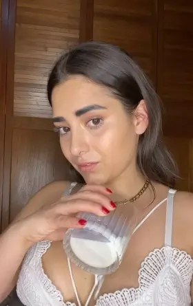 Would you titti fuck a girl like me?