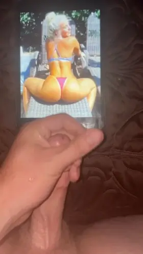 Large throbbing cumshot for a tight blonde pawg