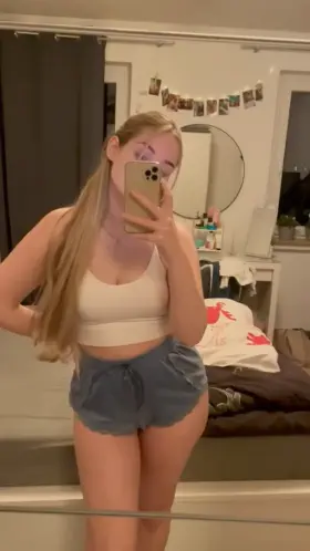 small in the front, thick in the back