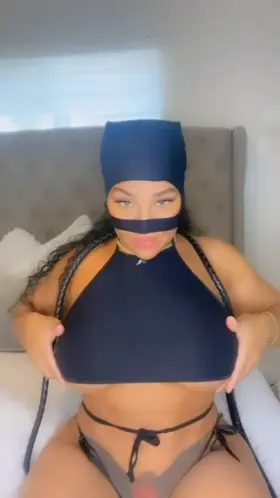 She wanted to.. but didn't🥵🥵