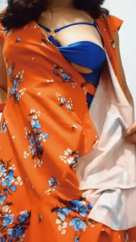 Does my ass fit this dress?)