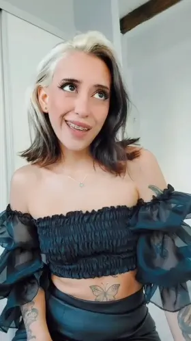 If you saw me on Vacation would you Fuck me!???