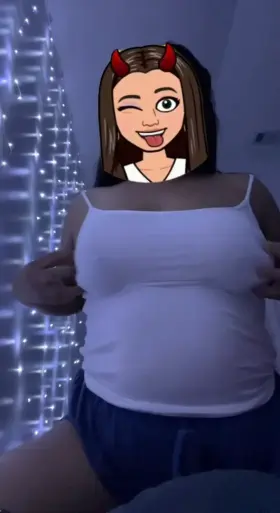 i want a little fun before going to bed 😉🥵