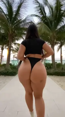 The epitome of a phat ass