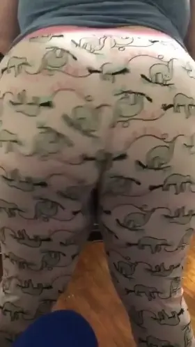 🥳 It's my B-Day Weekend 🥳 Wish me & my Booty amd Happy Birthday💋