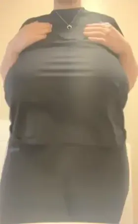 wanna see if you can make ‘em bounce? (OC)