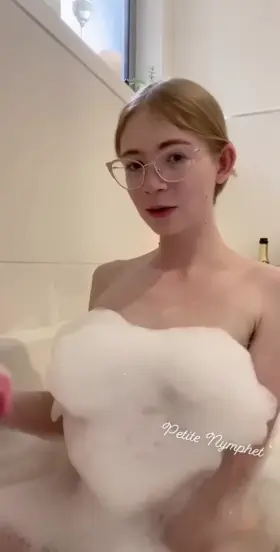 Who else here loves a good bubble bath?