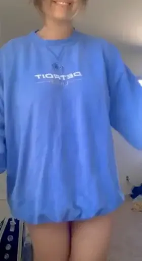 Even baggy clothes have trouble hiding my curves