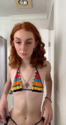 Tiny bikini for a tiny girl [f]