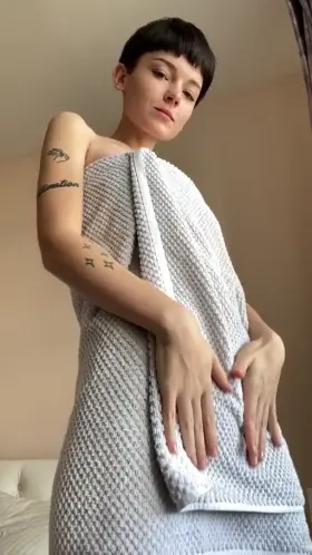 I couldn’t resist to do this too:)) Am I doing it right?