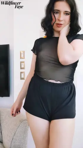 Bigger one tops. No takebacks. You in?😈