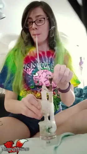 Cum play with this stoned birthday girl