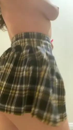 hi does anyone see me 🥺