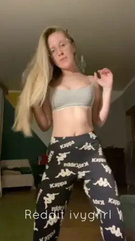 I’m so horny today, help me cum?🙈