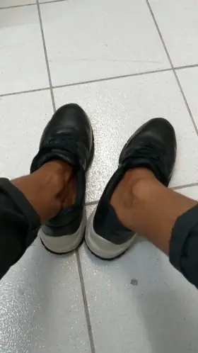 Man! those work shoes really got my feet sweat.