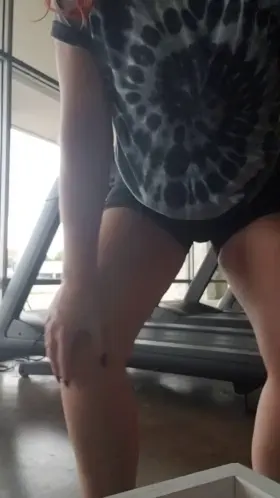 My ass looks pretty small until I pull it out and drop it like it's hot!!!