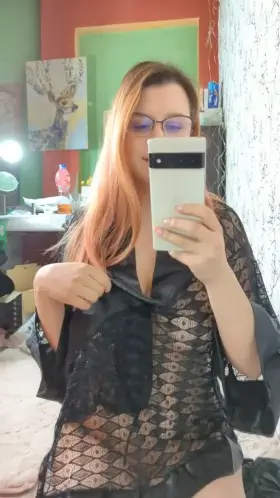 Can seethru clothing hide some boobies?