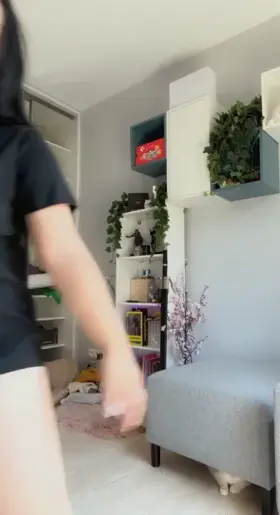 I think I can wear this tshirt to college so they won’t notice my boobs