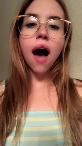 My parents always told me not to play with my snacks 😋