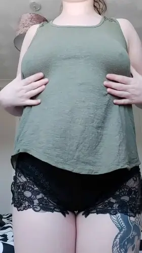 Just a drop in celebration of Scotland being sunny for once! 🏴󠁧󠁢󠁳󠁣󠁴󠁿