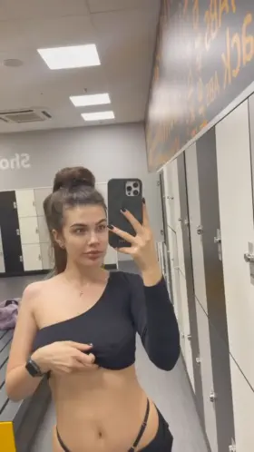 Can't you stop watching? Why???💋🤍