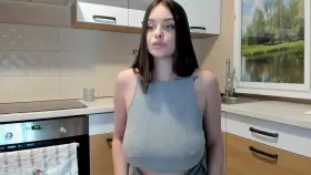 Anyone can tell me where to find more content of her?