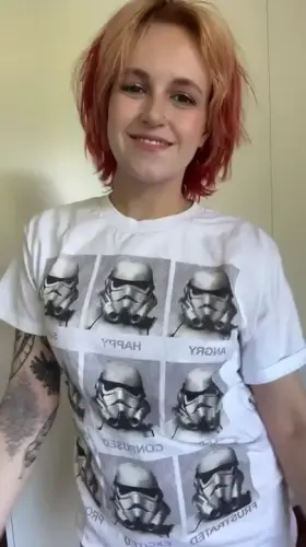 Slutty but dorky redhead attempts to learn how to wink 😂