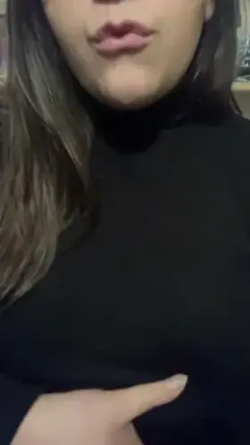 Working [f]rom home gets boring 🙄