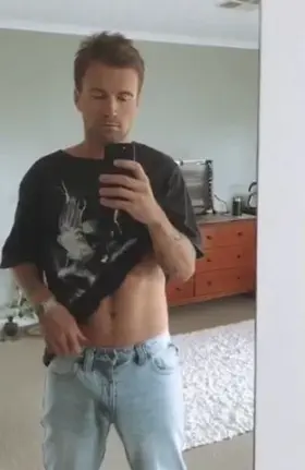 Girls have the titty drop, men have the... [m]