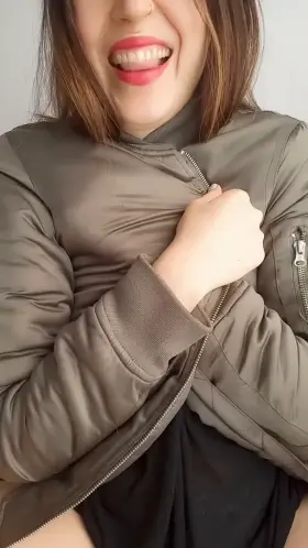 Wanna suck mine?🥺 💛Reveal💛