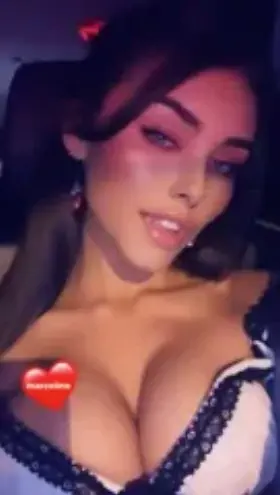 That push-up bra is doing wonders for Madison Beer