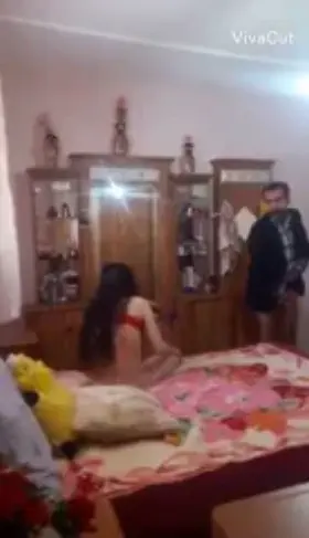 🔥🥰Desi Sanskari Bahu Fingering her Pussy gets caught by her Sasur 😋Tries to escape but gets Banged 🥰🔥