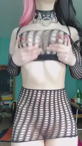 If you're reading this I'm your gf now