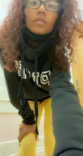 This little lady is getting ready for the Fall ☺️