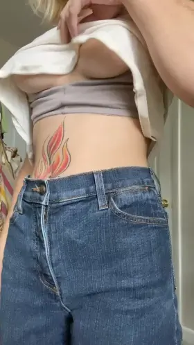 i almost forgot to fix my bra after taking this 😂