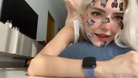 Eva Elfie front view