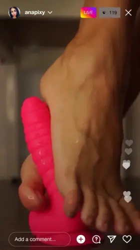 Insta Leak - who wanna play peekaboo hehe??