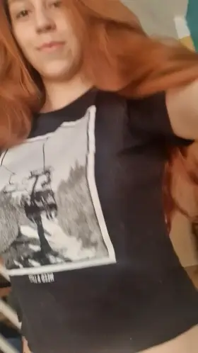 If you are into sexy redheads🔥 my OnlyFans is for you🔥 i Will make you cum with my +300 pics and +30 videos😈 Kinks and fetish 💦 Dick rating🌸 Sexting 🌸 Custom Content 💖